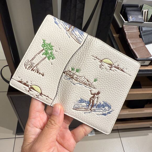 Coach Outlet ID Card Wallet Surf Print CBJ94, Chalk Multi - Picture 4 of 6